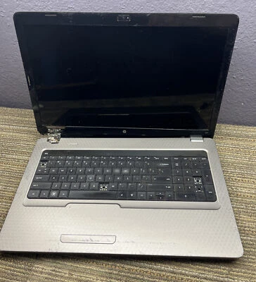 HP Pavilion G72-C55DX 17.3" Intel Pentium P6100 2GHz W10P 57996 Foto 1 de 4