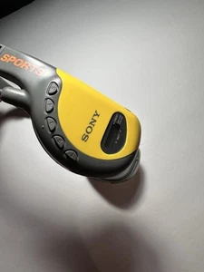 Sony Sports Walkman FM/AM PLL Synthesized Radio Headphones SRF-HM55 Tested/Works - Picture 1 of 10