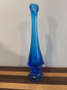 "Florero oscilante de vidrio azul colonial Fenton Valencia pedestal con patas con huella digital 11""" - Imagen 1 de 10