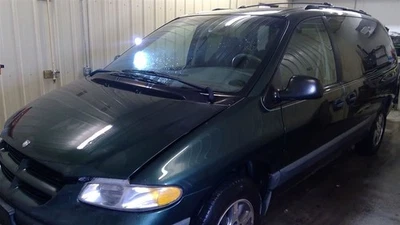 乘客右灯适用于 96 - 99 CARAVAN 1677571 — 第 1/4 张图片