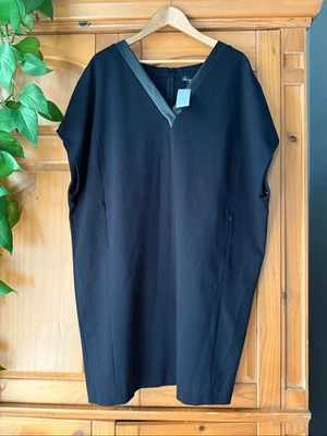 Nuevo con etiquetas Vestido Lane Bryant Negro Imitación Cuero Borde Cuello en V Talla 18/20 (1X) Foto 1 de 4