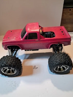 traxxas revo 3.3 usado Foto 1 de 4