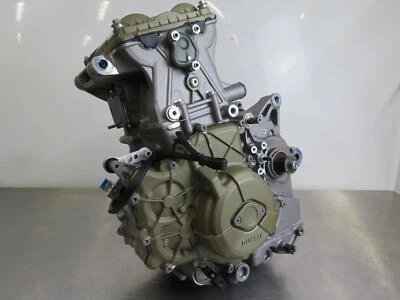 EB1410 2024 24 DUCATI HYPERMOTARD 698 MONO RVE COMPLETE ENGINE - Image 1 of 4
