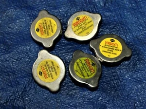 Verschlussdeckel für AUSGLEICHBEHÄLTER Kühlwasser Kühler Nissan  - Bild 1 von 2