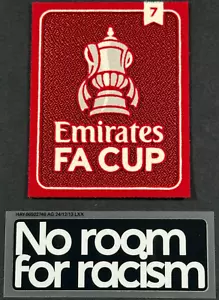 24 25 OFFIZIELLE SPORTAUSWEISE EMIRATES FA CUP ASTON VILLA FC 7 X GEWINNER + KEIN PLATZ - Bild 1 von 4