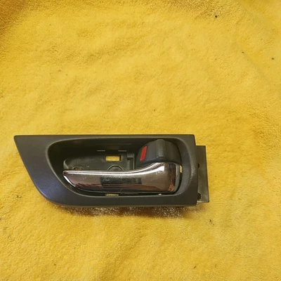 Panel de puerta derecha interior manija de pasajero OEM 69273-494WO Lexus GX470 2003-2009 Foto 1 de 3