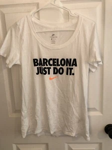 Nike Barcelona Just Do It Swoosh T Shirt White Size Small Soccer - Picture 1 of 3