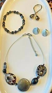 Beautiful Lot of Vintage Retro Women's Jewelry Beaded Choker Bracelet Earrings - Picture 1 of 5