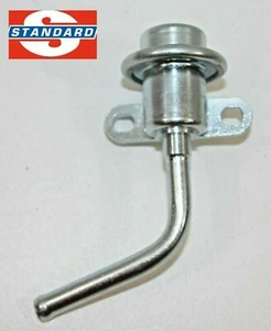 NEW SMP PR46 Fuel Injection Pressure Regulator Fits 90-93 Ford Festiva 1.3L - Picture 1 of 3