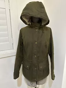 Chaqueta con Capucha Barbour Algodón Encerado Verde Oliva Convoy UK 12 US 8 EU 38 - Imagen 1 de 21