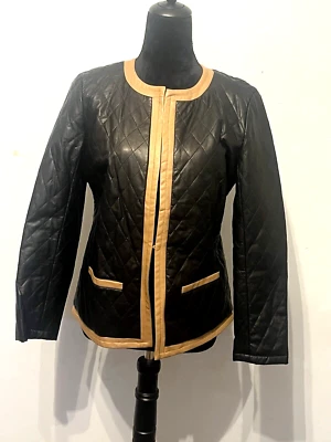 Chaqueta acolchada forrada de cuero sintético negra Joan Rivers bolsillos marrones XS (2-4) Foto 1 de 4