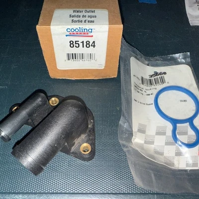 Salida de agua refrigerante motor 85184 caja abierta nuevo 98-01 Dodge Chrysler 2.7 V6 35660 Foto 1 de 4
