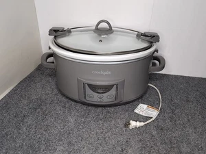 Crock-Pot Programmable 7-Quart Cook and Carry Locking Lid Slow Cooker Grey - Picture 1 of 15