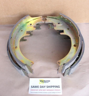 FMS-452 ZAPATAS DE FRENO DE TAMBOR (JUEGO DE 4) 13 pulgadas x 3 1/2 de ancho nuevas stock antiguo S452N Foto 1 de 4