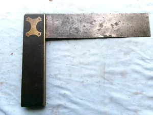 RARE S.A. JONES & CO. TRY SQUARE - 13" LONG BLADE - ROSEWOOD HANDLE- BRASS TRIM - Foto 1 di 7