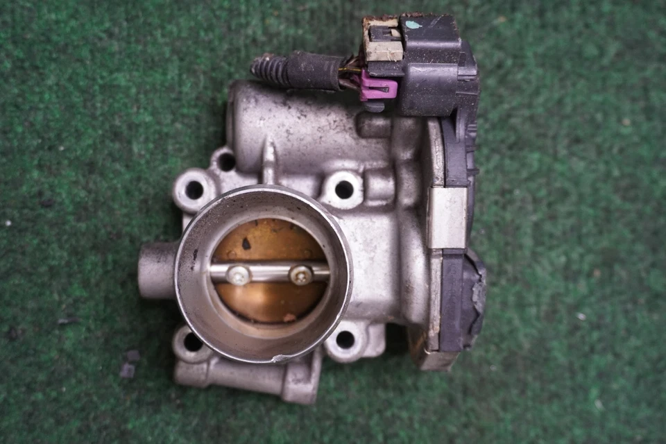 2015 CHEVROLET CRUZE 1.4L Throttle Body OEM 55565489 — 第 1/4 张图片