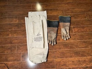 Salisbury Protective Gloves Size 10 Class 2 Certified + Carrying Bag - Picture 1 of 7
