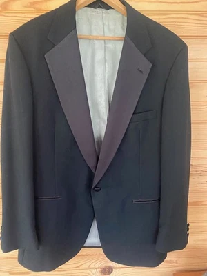 TUXEDO OUTFIT COMPLETE – BILL BLASS - Image 1 of 4