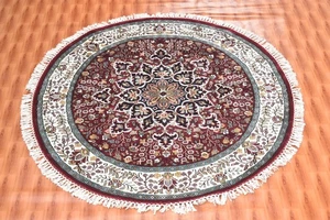 Traditional Design Rug Red Color Oriental Round Rug Silk Carpet Rugs 4x4 Foot - Picture 1 of 6