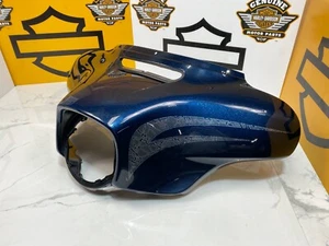 🔥14-23 OEM Harley Touring Front Outer Bat Wing Fairing "Cosmic Blue" 🔥 - Picture 1 of 15