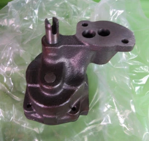 NEW OEM GM Engine Oil Pump 12555284 Chevy GMC 5.0 5.7 305 350 V8 1982-1994 USA - Picture 1 of 12