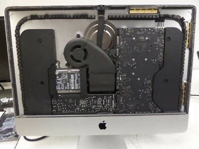 Apple iMac 21.5" i5-4570R 2.70GHz 1TB HDD 8GB RAM (Late 2013) - Image 1 of 4