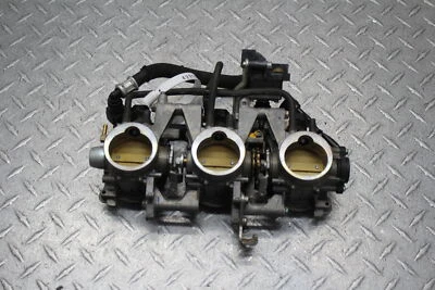 Triumph Daytona 675 2007 inyectores de combustible principales/cuerpos del acelerador Foto 1 de 4