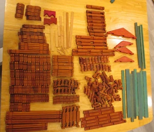 Vintage Holz LINCOLN LOGS AMERICAN HALSAM LOT 10,5" Square Groove Dach Teile - Bild 1 von 17