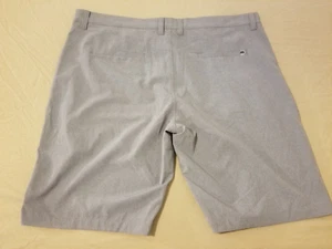 Mens Travis Mathew Golf Shorts 40 Grey Gray Khaki Athletic Chino 42 - Picture 1 of 6