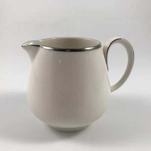 CREMA MARFIL NORITAKE "IVONNE" de colección con adornos de platino estilo cupé años 60 - Imagen 1 de 6