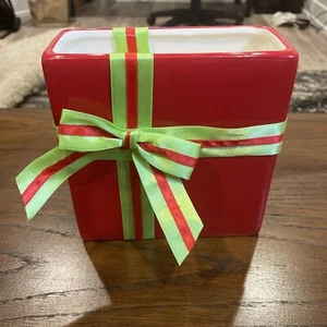 A Gift From FTD Rectangle Ceramic Red Planter Vase 1438 - Picture 1 of 8