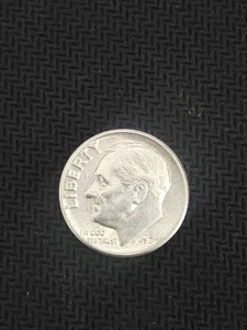 1954 10C Roosevelt Dime - Picture 1 of 2