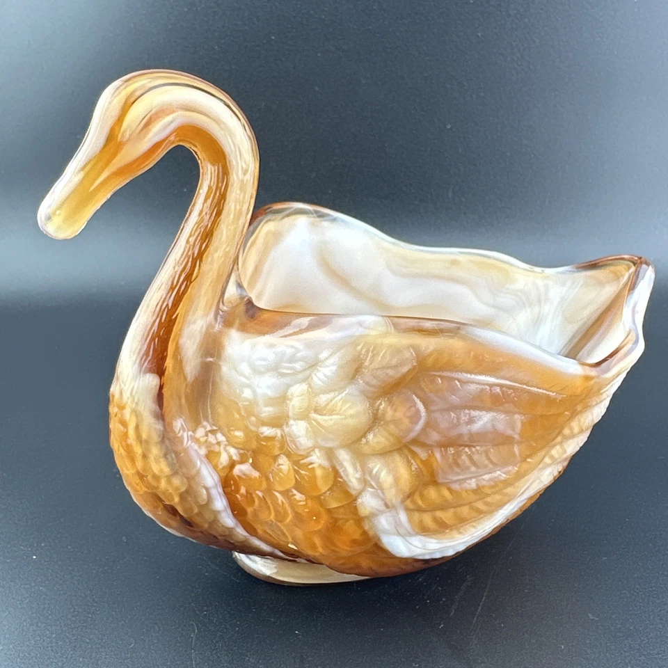 Tazón de plato de cisne abierto de vidrio de escoria de carmelo imperial de colección de 4,25" marrón blanco remolino Foto 1 de 4