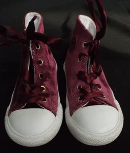 NIÑAS INFANTILES UK 9 EU 25 US 9 ALL STAR GRANATE TERCIOPELO HI TOP CONVERSE ZAPATILLAS - Imagen 1 de 6