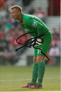 SOUTHAMPTON HANDSIGNIERTES ARTUR BORUC 6X4 FOTO 4. - Bild 1 von 1