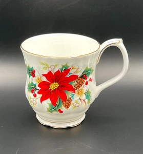 Royal Albert England Weihnachtsstern Muster Bone China Teetasse Kaffeetasse Montrose - Bild 1 von 9