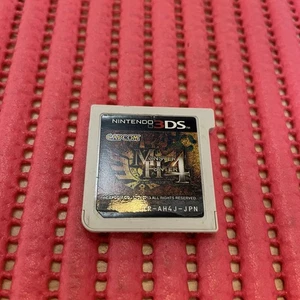Monster Hunter 4 (Japanese) Nintendo 3DS c666 - Picture 1 of 2