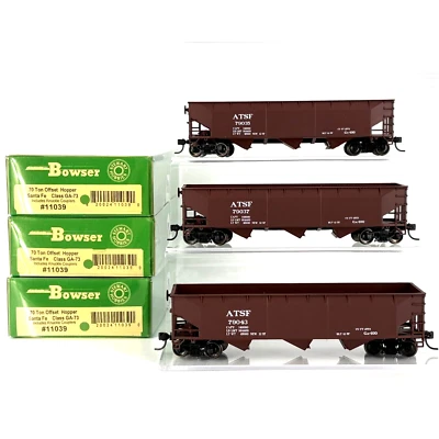 HO Bowser ATSF Sante Fe 70 Ton Offset Hoppers Class GA-73 Metal Wheels KDs x3 - Image 1 of 4