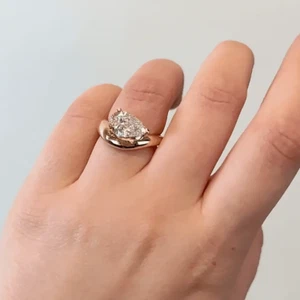 1.00 Ct Pear Cut Engagement Ring 14k Yellow Gold IGI Certified Lab Created - Picture 1 of 12