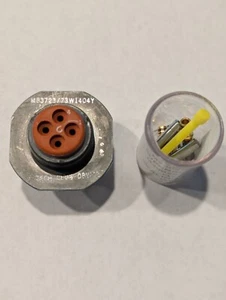 M83723/73W1404Y mit 5 Kontakten M39029/5-118 - Bild 1 von 4