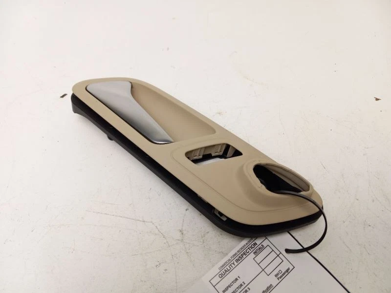 2009-2017 VOLKSWAGEN CC ПЕРЕДНИЙ ЛЕВЫЙ ПРИВОД ВНУТРЕННЯЯ ДВЕРНАЯ РУЧКА - Изображение 1 из 4