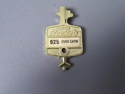 B165 Vintage 1969 Corgi Rockets 925 UK Ford Capri Chiave Dorata Metallo - Immagine 1 di 2