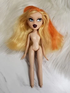 Bratz Pretty ‘N’ Punk Cloe Fashion Doll Orange Hair - Picture 1 of 8