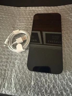 Black iphone 13 512gb Like New - Image 1 of 4