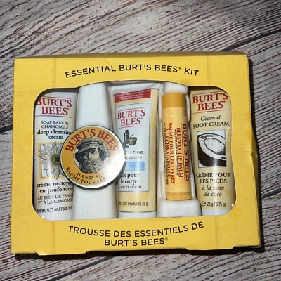  Burt’s Bees Essential Kit Set 5 Productos Tamaño Viaje  Foto 1 de 2