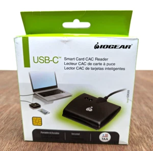 T IOGEAR USB-C Smsrt Card CAC Reader Model:GSR205-A - Picture 1 of 4