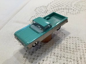 DINKY TOYS Chevrolet El Camino White Seat Minicar #PFJYUB - Picture 1 of 9
