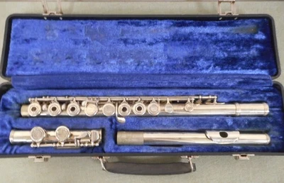 Flauta Artley 15-0 furo aberto - Imagem 1 de 4