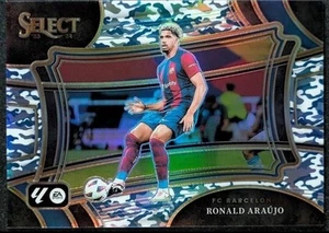2023-24 Panini Select La Liga Field Level Ronald Araujo Winter Camo Prizm /99 - Picture 1 of 2
