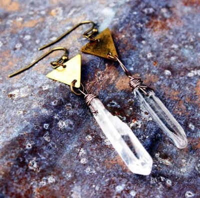 Natural Clear Quartz Crystal Dangle Earrings Gold Hook for Healing Mind Peace - Image 1 of 2